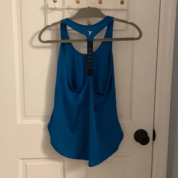 Workout tank top - Picture 2 of 2